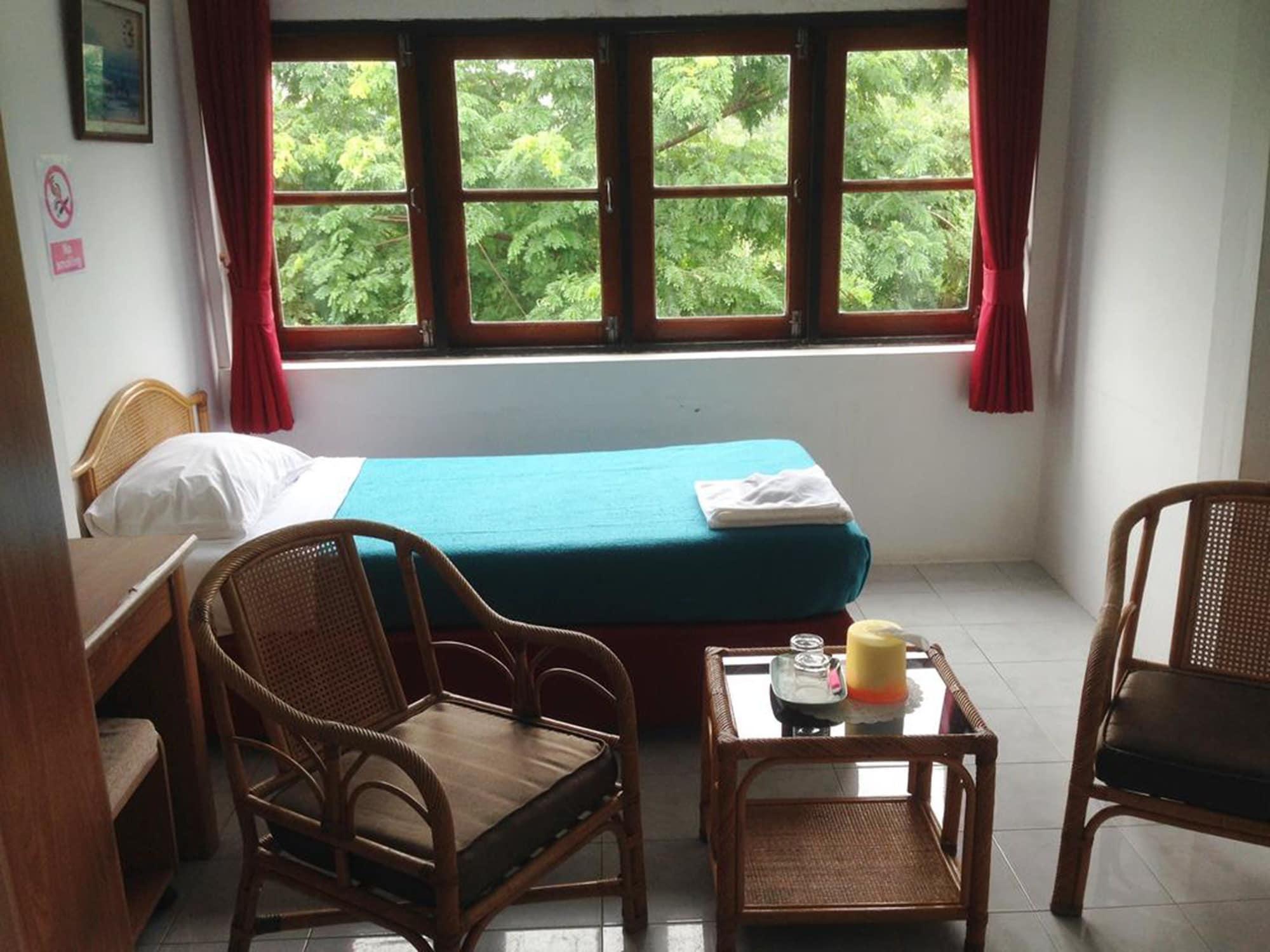 A&B Hotel Hua Hin Exterior photo