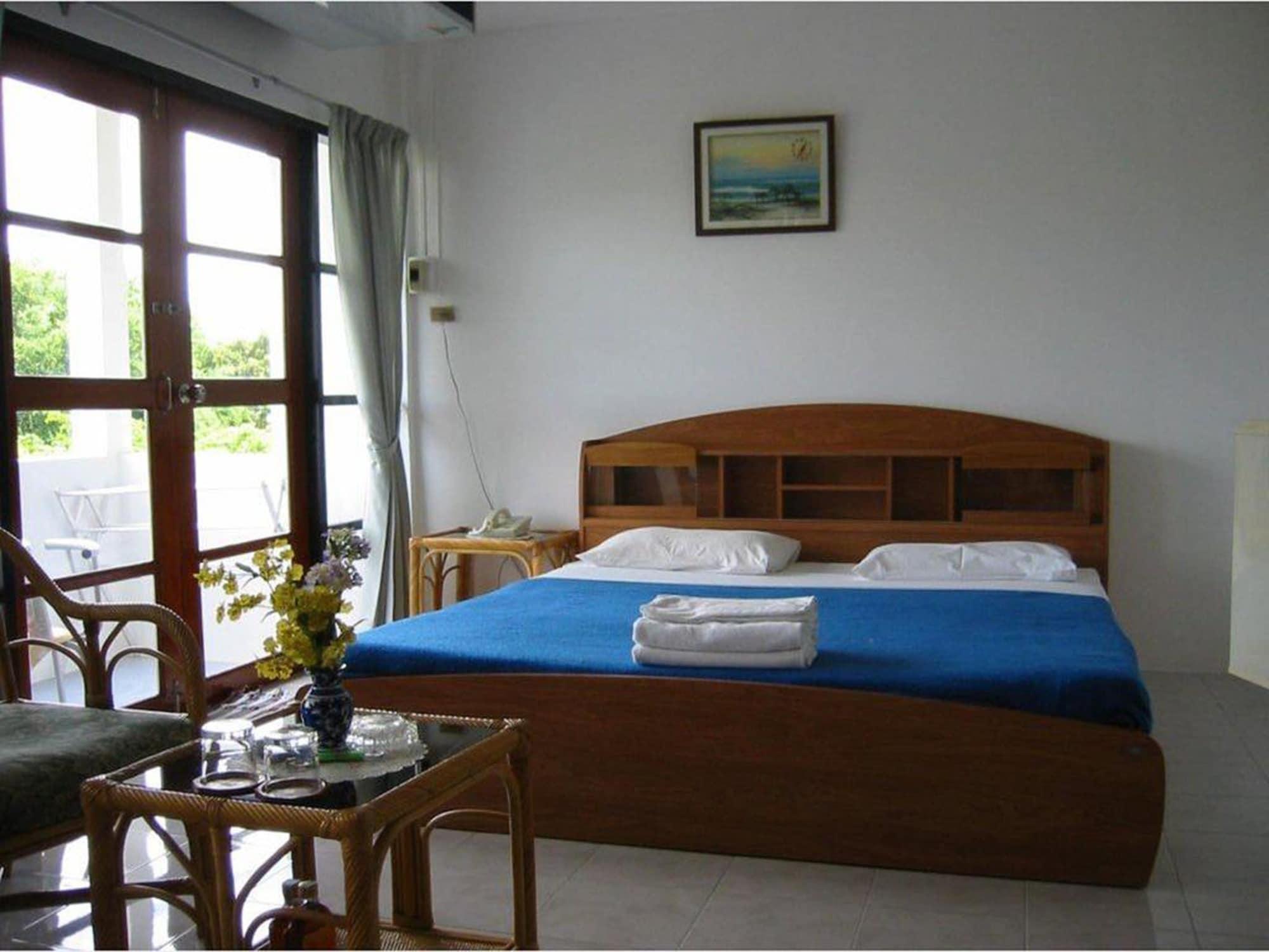 A&B Hotel Hua Hin Exterior photo